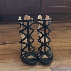 Black high heel pumps